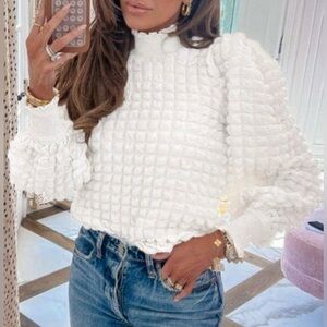 LAST ONE Elegant White Textured Women's Top